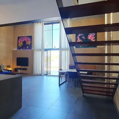 Superbe Duplex - Piscine - 6 Adultes 4 Enfants شقة